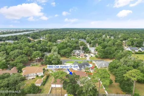 1860 Oak Harbour Drive SW Ocean Isle Beach NC 28469