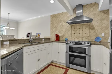 100 Driftwood Court Wrightsville Beach NC 28480