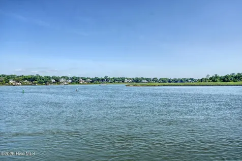 100 Driftwood Court Wrightsville Beach NC 28480