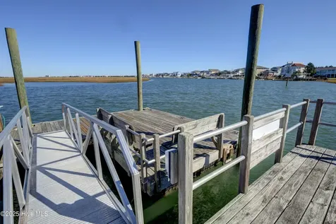 100 Driftwood Court Wrightsville Beach NC 28480