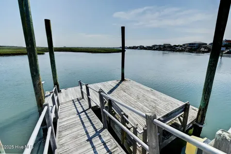 100 Driftwood Court Wrightsville Beach NC 28480