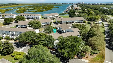 100 Driftwood Court Wrightsville Beach NC 28480