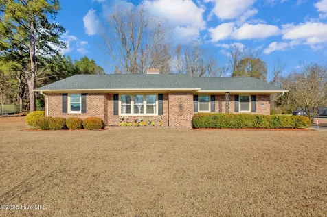 405 West Road Lumberton NC 28358
