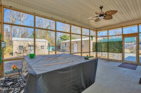 405 West Road Lumberton NC 28358