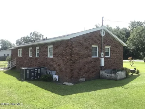2067 N Broadridge Road Lumberton NC 28358