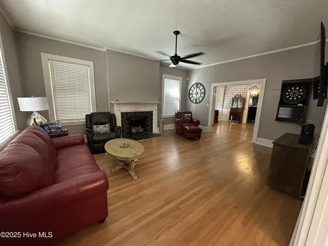 330 Mcrae Street Laurinburg NC 28352