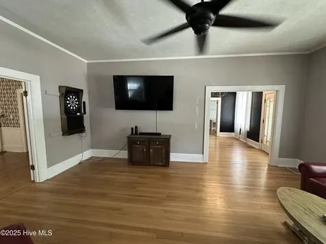 330 Mcrae Street Laurinburg NC 28352
