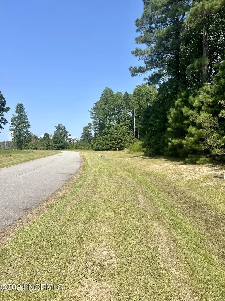 304 Plantation Circle Edenton NC 27932