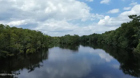 250 Long Bluff Road Currie NC 28435