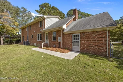 705 River Road Trent Woods NC 28562