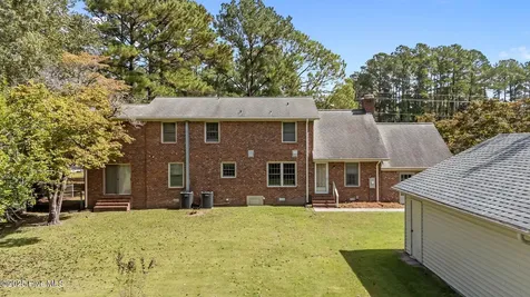 705 River Road Trent Woods NC 28562