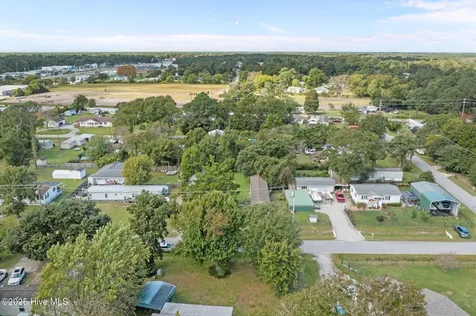 137 Zacchaeus Avenue Morehead City NC 28557