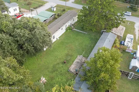 137 Zacchaeus Avenue Morehead City NC 28557