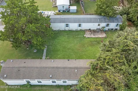 137 Zacchaeus Avenue Morehead City NC 28557