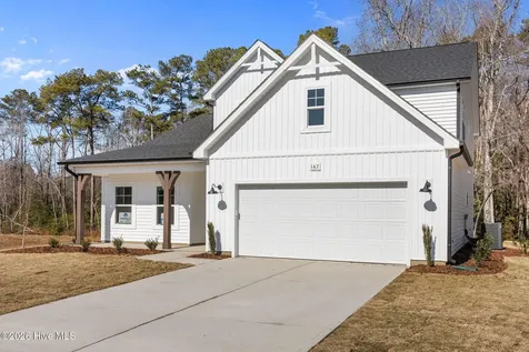 147 Michter Street Vass NC 28394