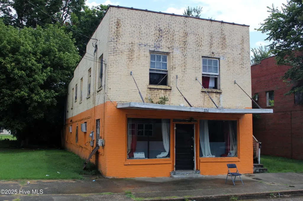 224 Maple Street N Ahoskie NC 27910