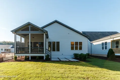 221 Shoreview Drive New Bern NC 28562