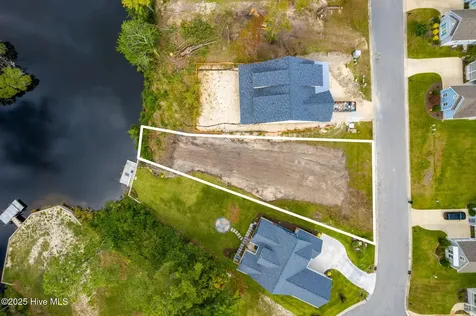 221 Shoreview Drive New Bern NC 28562