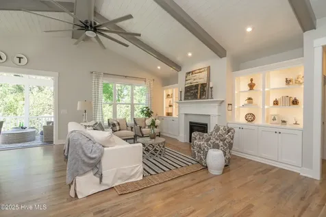 221 Shoreview Drive New Bern NC 28562