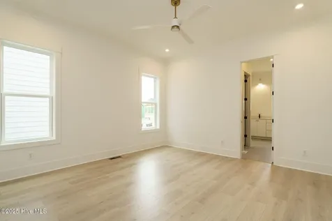 103 Shoreview Drive New Bern NC 28562