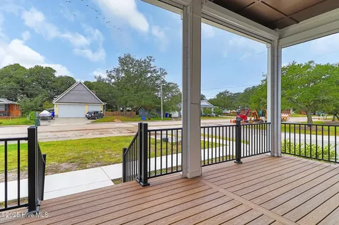 805 Mulberry Street Beaufort NC 28516