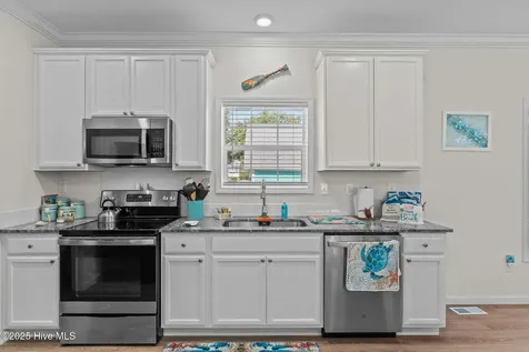 101 SW 28th Street Oak Island NC 28465