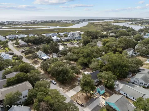 101 SW 28th Street Oak Island NC 28465