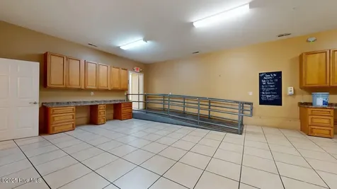 180 Coastal Lane Jacksonville NC 28546