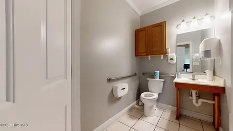 180 Coastal Lane Jacksonville NC 28546