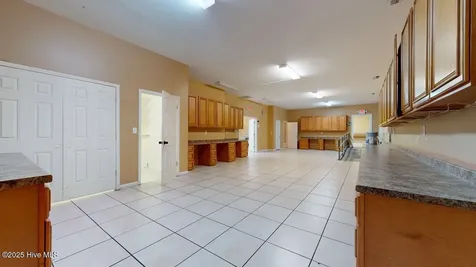 180 Coastal Lane Jacksonville NC 28546