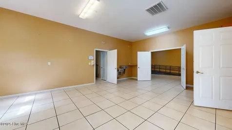 180 Coastal Lane Jacksonville NC 28546