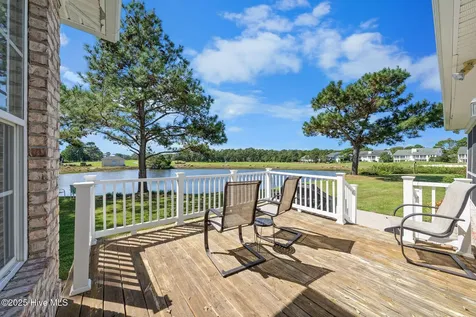 3143 Wild Azalea Way SE Southport NC 28461