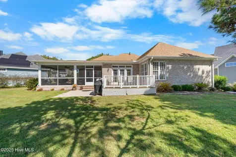 3143 Wild Azalea Way SE Southport NC 28461