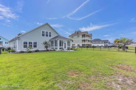 357 Spicer Lake Drive Holly Ridge NC 28445