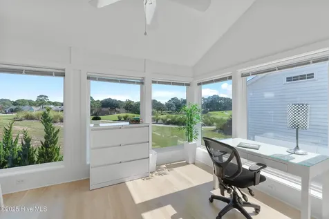 3159 Lakeside Commons Drive Southport NC 28461