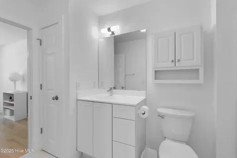 3159 Lakeside Commons Drive Southport NC 28461