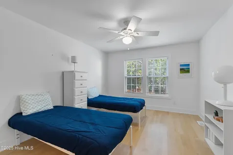 3159 Lakeside Commons Drive Southport NC 28461