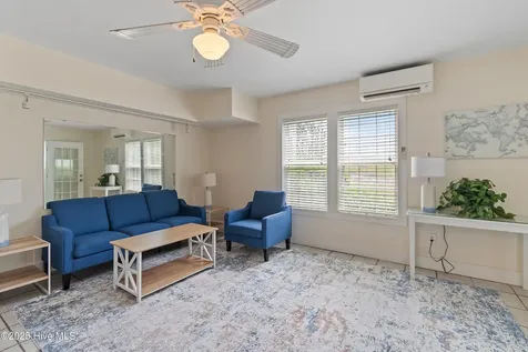 3159 Lakeside Commons Drive Southport NC 28461