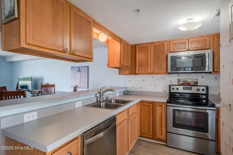 2204 Surfrider Circle Kure Beach NC 28449