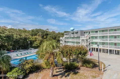 2204 Surfrider Circle Kure Beach NC 28449