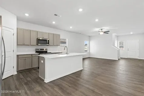 1140 Garland Lake Circle SW Supply NC 28462