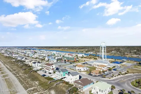 127 Ocean Boulevard W Holden Beach NC 28462