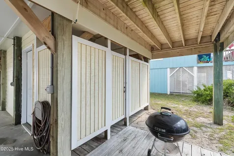 127 Ocean Boulevard W Holden Beach NC 28462