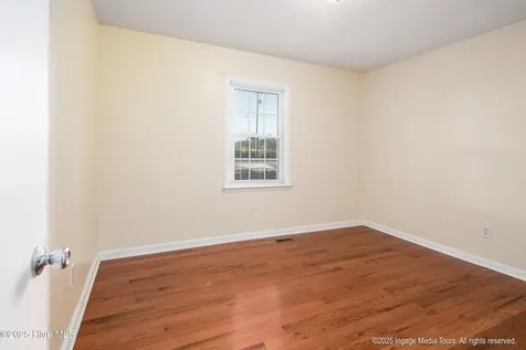 305 British Road Kinston NC 28501