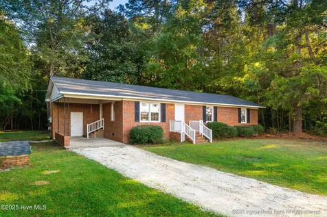 305 British Road Kinston NC 28501