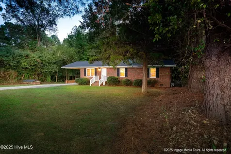 305 British Road Kinston NC 28501