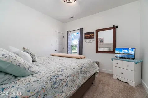 124 S Brightleaf Drive Minnesott Beach NC 28510