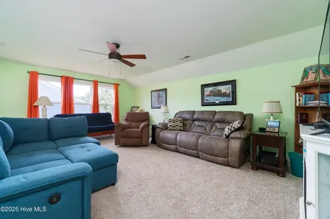 124 S Brightleaf Drive Minnesott Beach NC 28510
