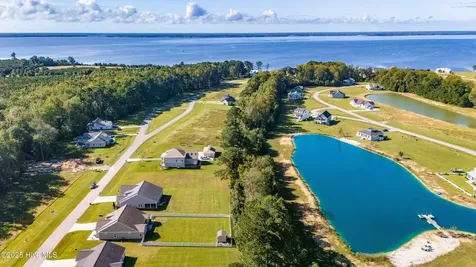 124 S Brightleaf Drive Minnesott Beach NC 28510