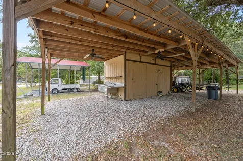 618 Creek Drive Hampstead NC 28443